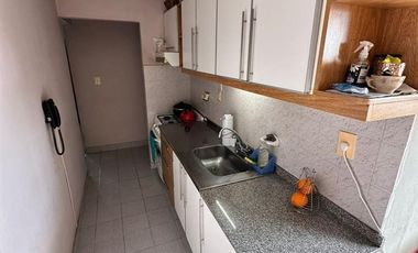 VENTA DEPARTAMENTO 3 DORMITORIOS CON COCHERA.
