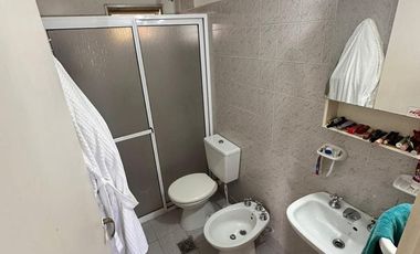 VENTA DEPARTAMENTO 3 DORMITORIOS CON COCHERA.