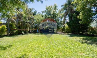 Casa con jardín en venta en Villa California
