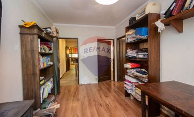 Casa con jardín en venta en Villa California