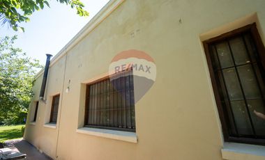 Casa con jardín en venta en Villa California