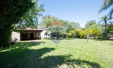 Casa con jardín en venta en Villa California
