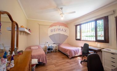Casa con jardín en venta en Villa California