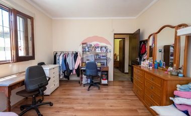 Casa con jardín en venta en Villa California