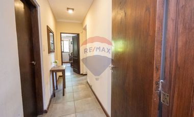 Casa con jardín en venta en Villa California