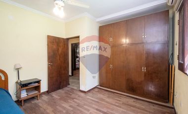 Casa con jardín en venta en Villa California