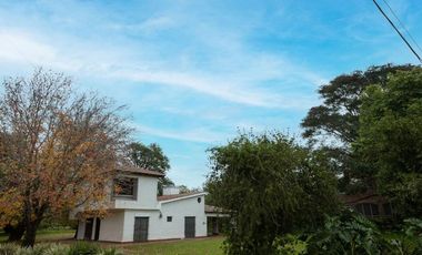 CASA QUINTA EN COUNTRY UBAJAY.