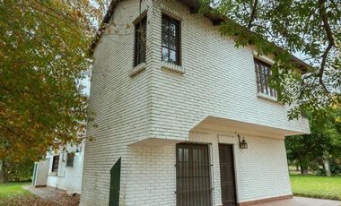 CASA QUINTA EN COUNTRY UBAJAY.