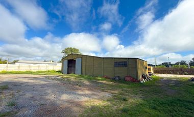VENTA COMERCIAL AMPLIO GALPÓN EN TANDIL