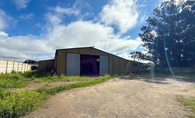 VENTA COMERCIAL AMPLIO GALPÓN EN TANDIL