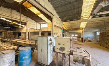 VENTA COMERCIAL AMPLIO GALPÓN EN TANDIL