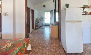 VENTA - Casa de 2 dormitorios, galería parrillero y piscina - Oliveros.