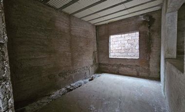 VENTA CASA A TERMINAR - B° SARGENTO CABRAL