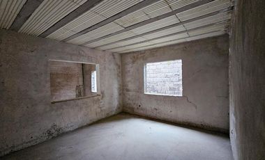 VENTA CASA A TERMINAR - B° SARGENTO CABRAL