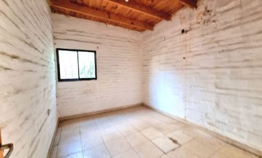 3 CASAS SOBRE TERRENO DE 647 M2. RIVADAVIA SUR