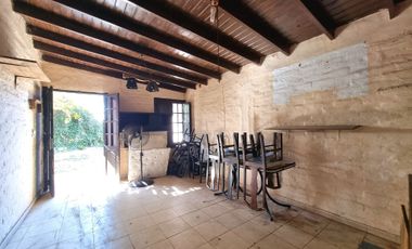 3 CASAS SOBRE TERRENO DE 647 M2. RIVADAVIA SUR