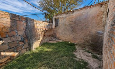 3 CASAS SOBRE TERRENO DE 647 M2. RIVADAVIA SUR