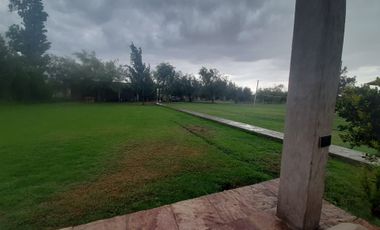 CASA, PISCINA Y QUINCHO EN TERRENO DE 2 HECTAREAS