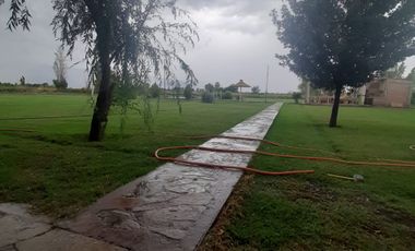 CASA, PISCINA Y QUINCHO EN TERRENO DE 2 HECTAREAS