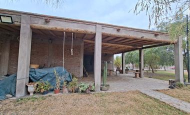 CASA, PISCINA Y QUINCHO EN TERRENO DE 2 HECTAREAS