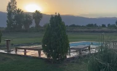 CASA, PISCINA Y QUINCHO EN TERRENO DE 2 HECTAREAS