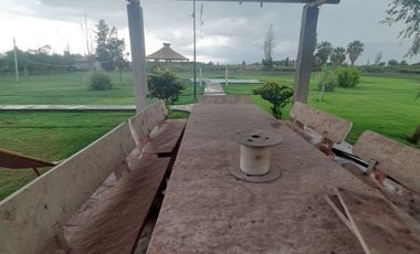 CASA, PISCINA Y QUINCHO EN TERRENO DE 2 HECTAREAS