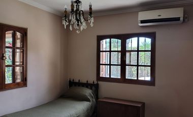 CASA DE DOS PLANTAS. ZONA B° NATANIA VI, RIVADAVIA
