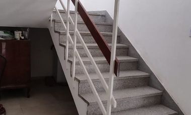 Casa Céntrica. 3 habitaciones. 2 baños. Capital