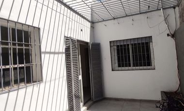 Casa Céntrica. 3 habitaciones. 2 baños. Capital