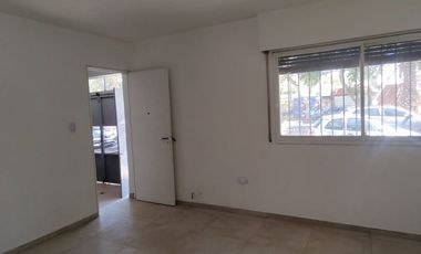 Casa Céntrica. 3 habitaciones. 2 baños. Capital