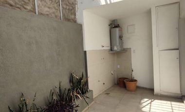 Casa Céntrica. 3 habitaciones. 2 baños. Capital