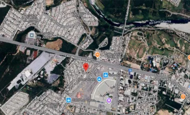 Casa en remate en Lomas del Paseo, Monterrey, Nuevo León