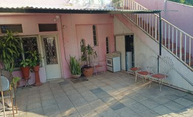 CASA 5 AMB VENTA S. MARTIN  C 2 DPTOS PARA RENTA