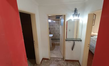 CASA 5 AMB VENTA S. MARTIN  C 2 DPTOS PARA RENTA