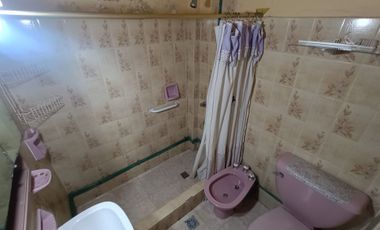 CASA 5 AMB VENTA S. MARTIN  C 2 DPTOS PARA RENTA
