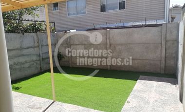 Casa en Arriendo en Calle Camino Real / Cardenal Oviedo