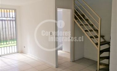 Casa en Arriendo en Calle Camino Real / Cardenal Oviedo