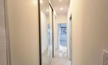 Casa en venta 3 amb con cochera PB Olivos