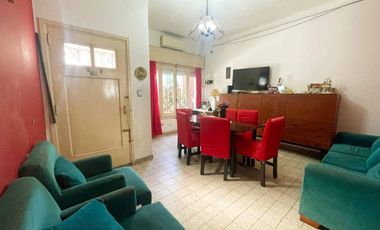 Venta casa 3 ambientes jardín terraza Ramos Mejía