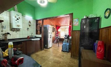 Venta casa 3 ambientes jardín terraza Ramos Mejía