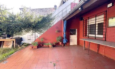 Venta casa 3 ambientes jardín terraza Ramos Mejía