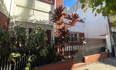 Venta casa 3 ambientes jardín terraza Ramos Mejía
