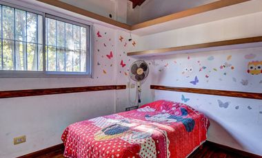 Venta casa 6 ambientes Don Torcuato parque pileta