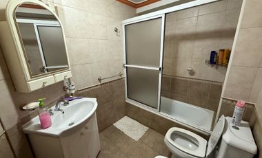 VENTA DPTO 2 DORM Y 2 BAÑOS B°CONSTITUYENTES