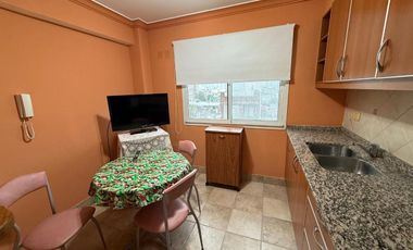 VENTA DPTO 2 DORM Y 2 BAÑOS B°CONSTITUYENTES