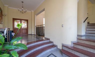 VENTA DPTO 2 DORM Y 2 BAÑOS B°CONSTITUYENTES