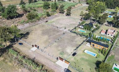 CASA C/PILETA, SIN EXPENSAS LA CONSTANCIA LIBERTAD