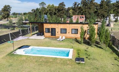 CASA C/PILETA, SIN EXPENSAS LA CONSTANCIA LIBERTAD
