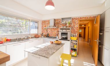 Importante casa en Villa California