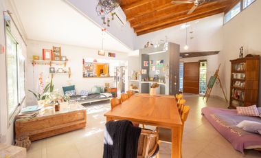 Importante casa en Villa California